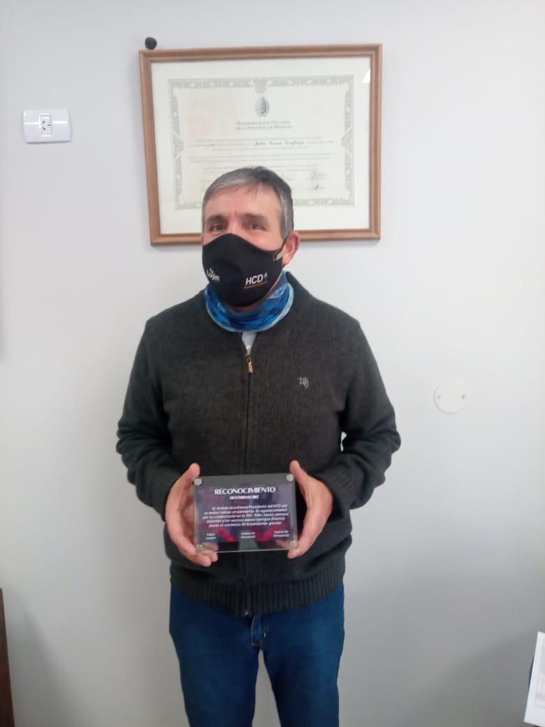 8de784ab-61fe-452f-989d-3ffbf794343a